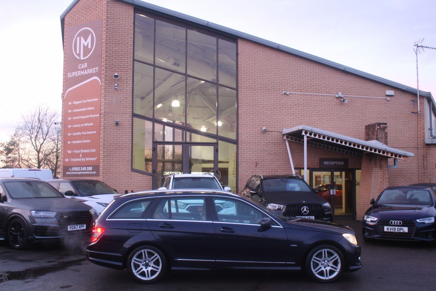 Used Mercedes-Benz C Class 2010 for sale - 77237772: Photo 45