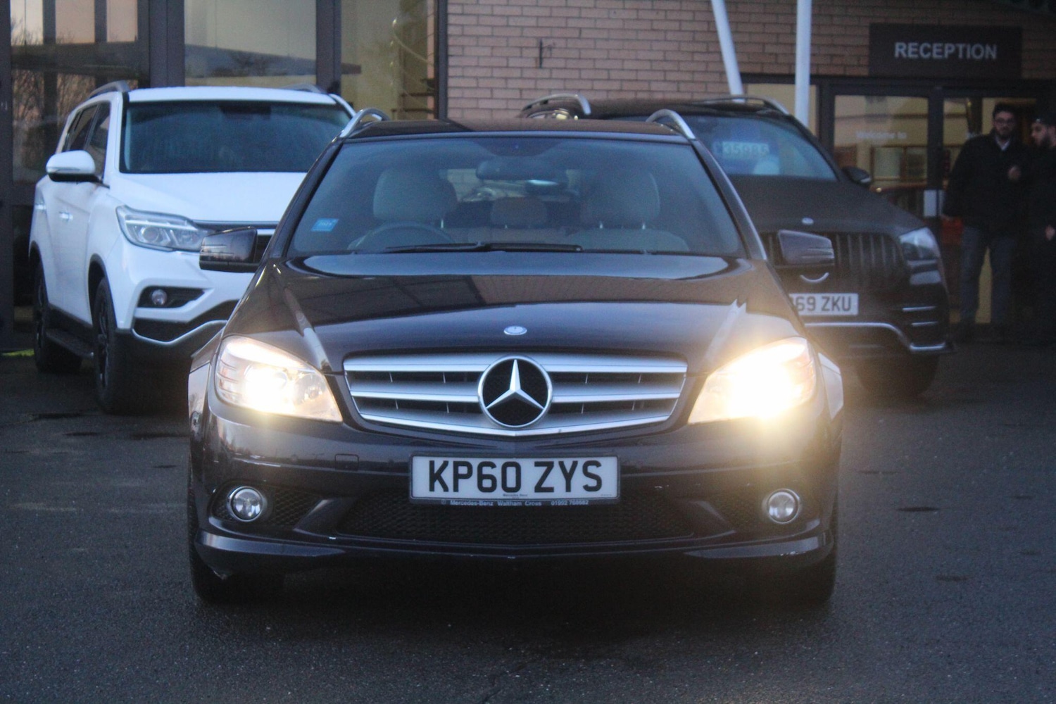 Used Mercedes-Benz C Class 2010 for sale - 77237772: Photo 6