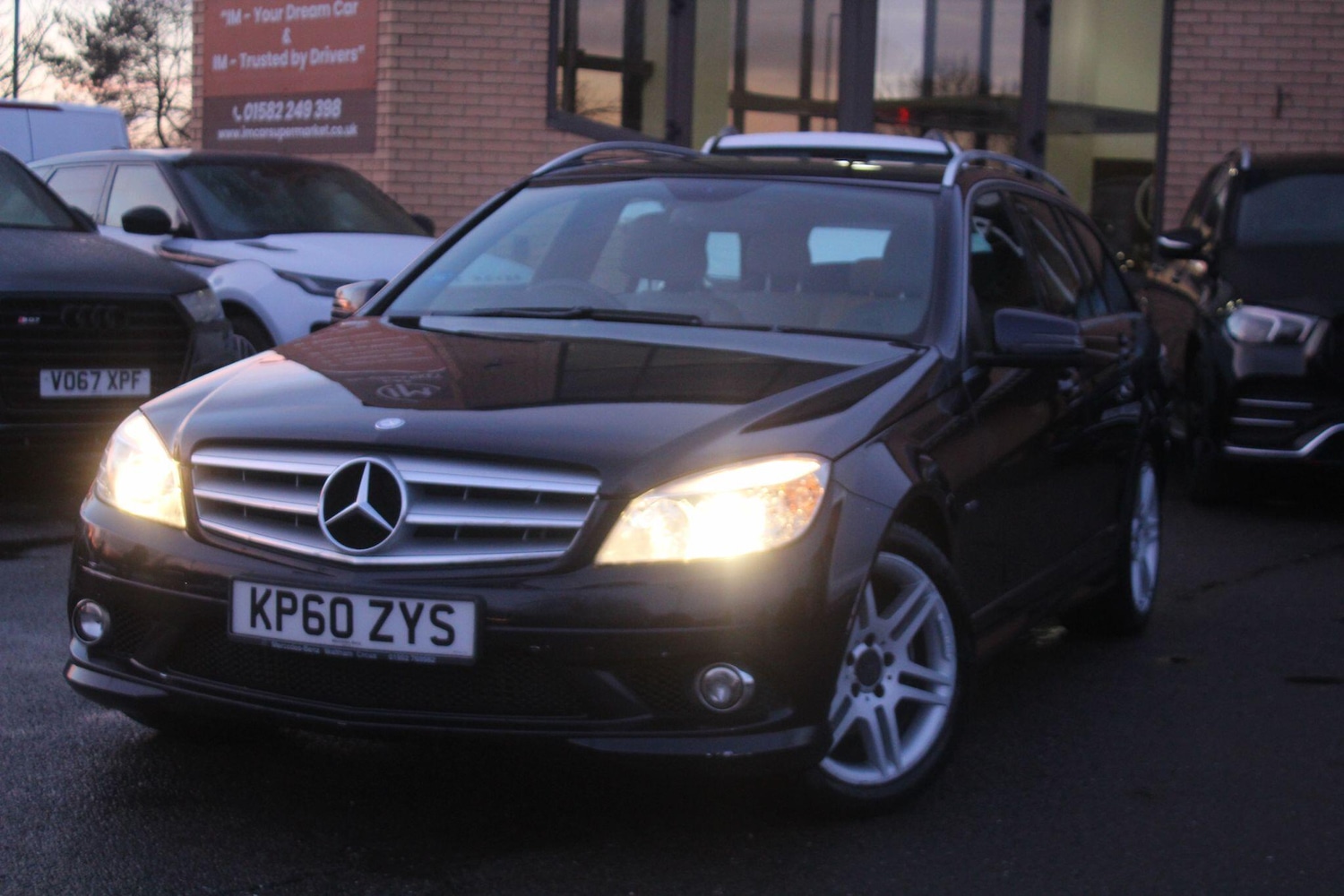 Used Mercedes-Benz C Class 2010 for sale - 77237772: Photo 7