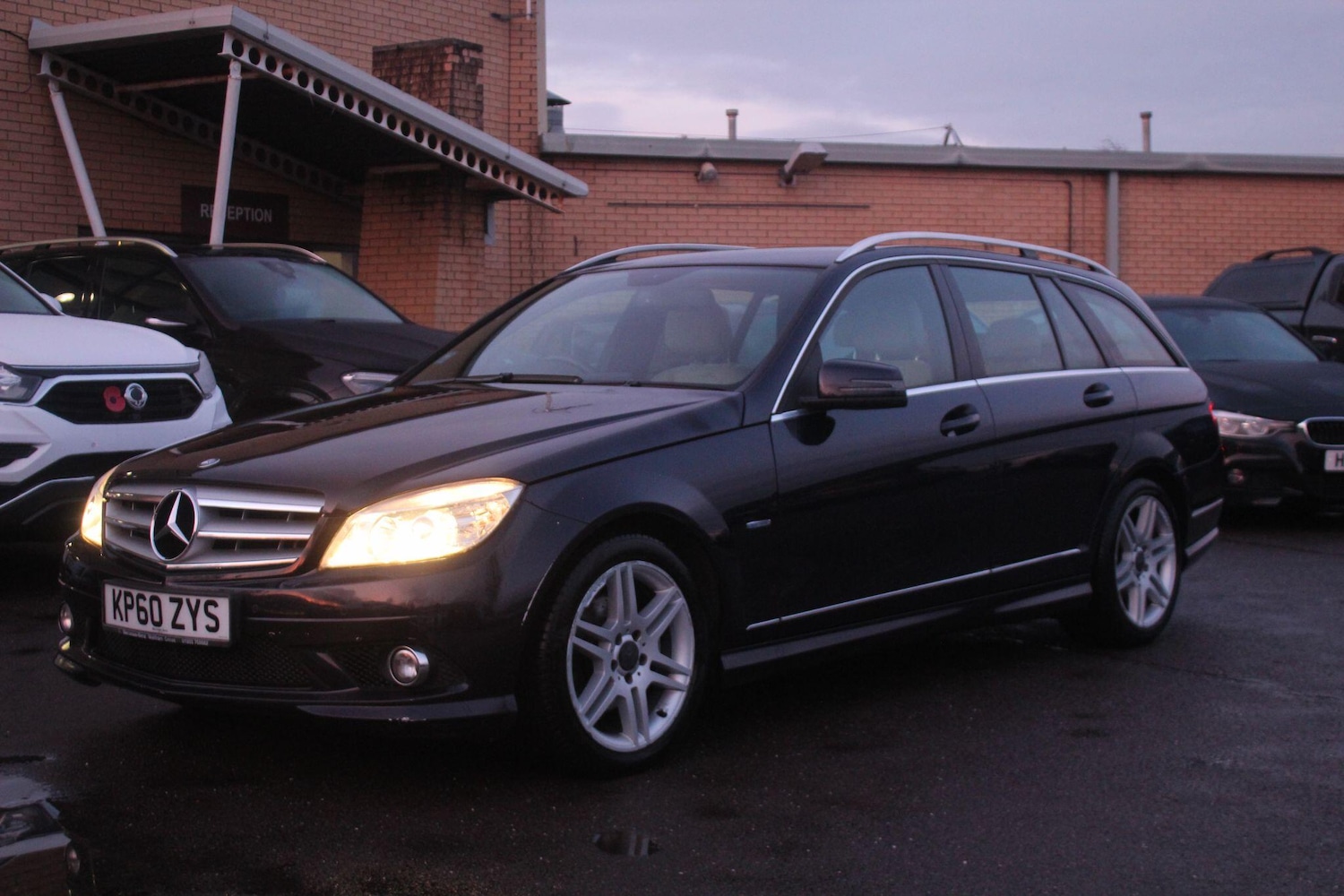 Used Mercedes-Benz C Class 2010 for sale - 77237772: Photo 9
