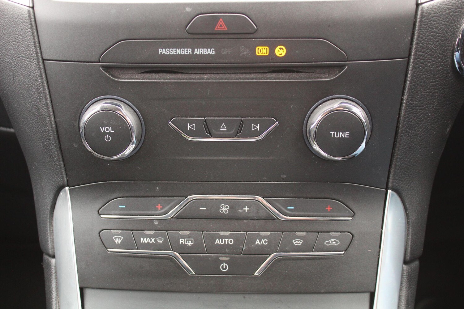 Used Ford Galaxy 2019 for sale - 76226970: Photo 24