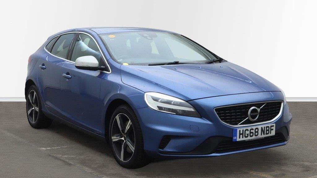 Used Volvo V40 2018 for sale - 76865619: Photo 1