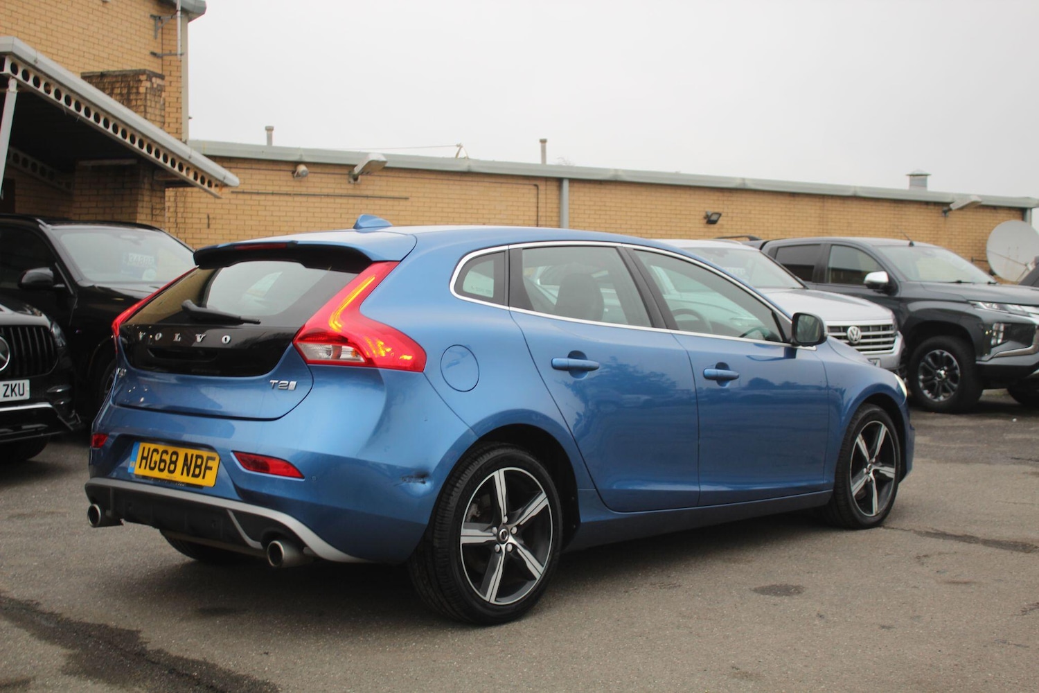 Used Volvo V40 2018 for sale - 76865619: Photo 18