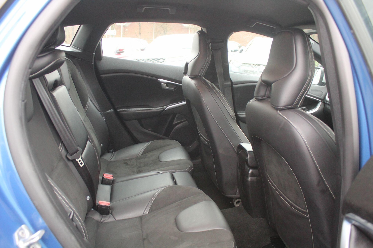 Used Volvo V40 2018 for sale - 76865619: Photo 25