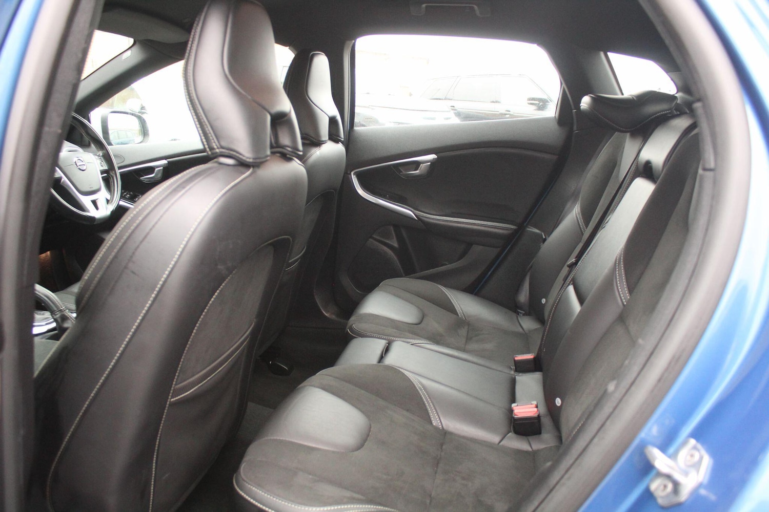 Used Volvo V40 2018 for sale - 76865619: Photo 31