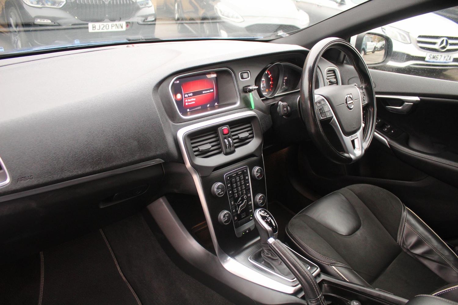 Used Volvo V40 2018 for sale - 76865619: Photo 34