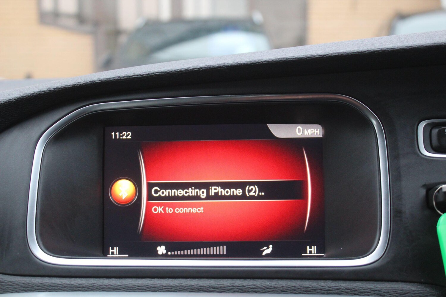 Used Volvo V40 2018 for sale - 76865619: Photo 43