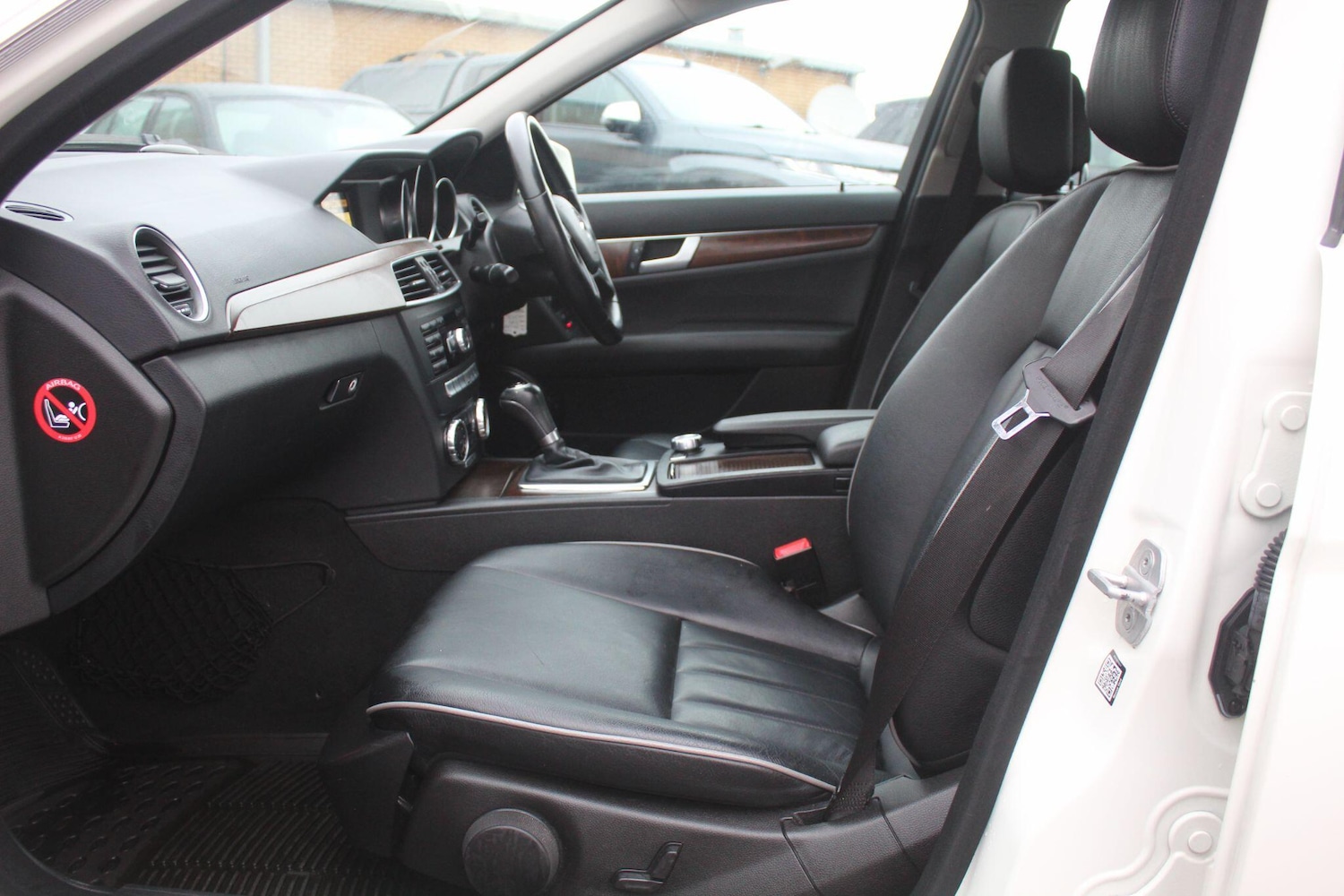 Used Mercedes-Benz C Class 2012 for sale - 77304968: Photo 31