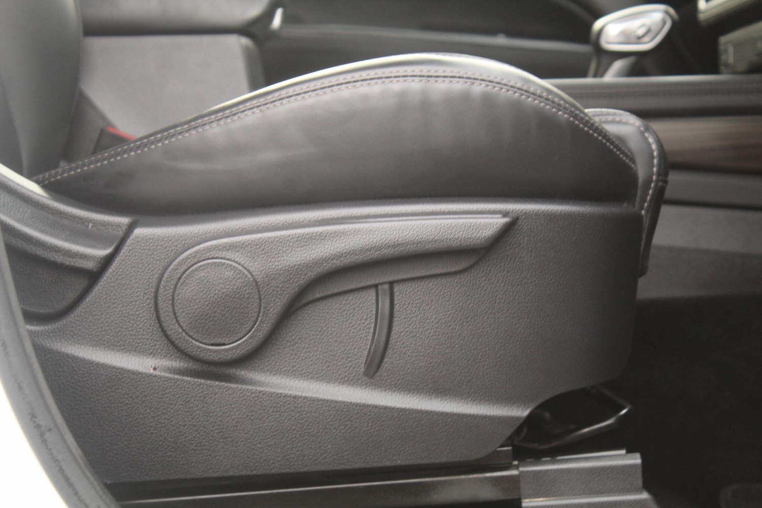 Used Ssangyong Rexton 2020 for sale - 77067156: Photo 32