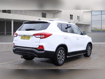 Used Ssangyong Rexton 2020 for sale - 77067156: Photo