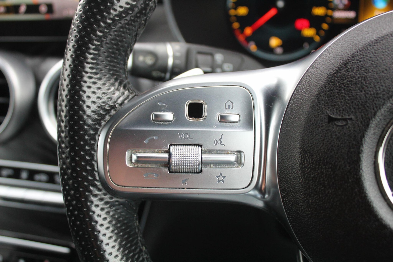 Used Mercedes-Benz GLC 2021 for sale - 77575101: Photo 37