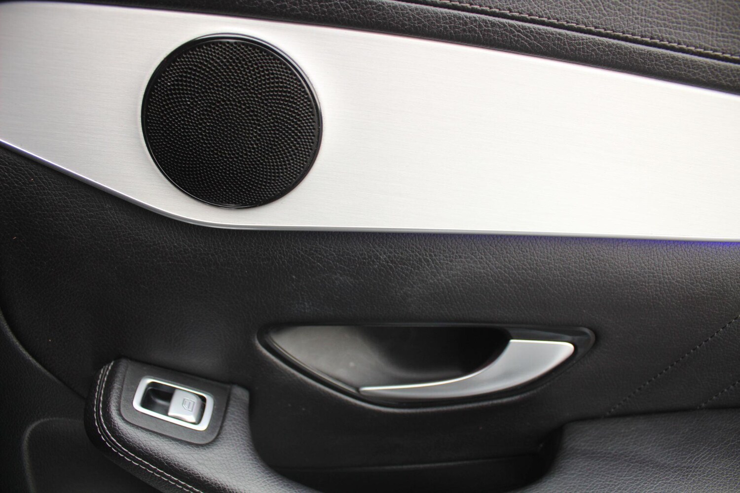 Used Mercedes-Benz GLC 2021 for sale - 77575101: Photo 39