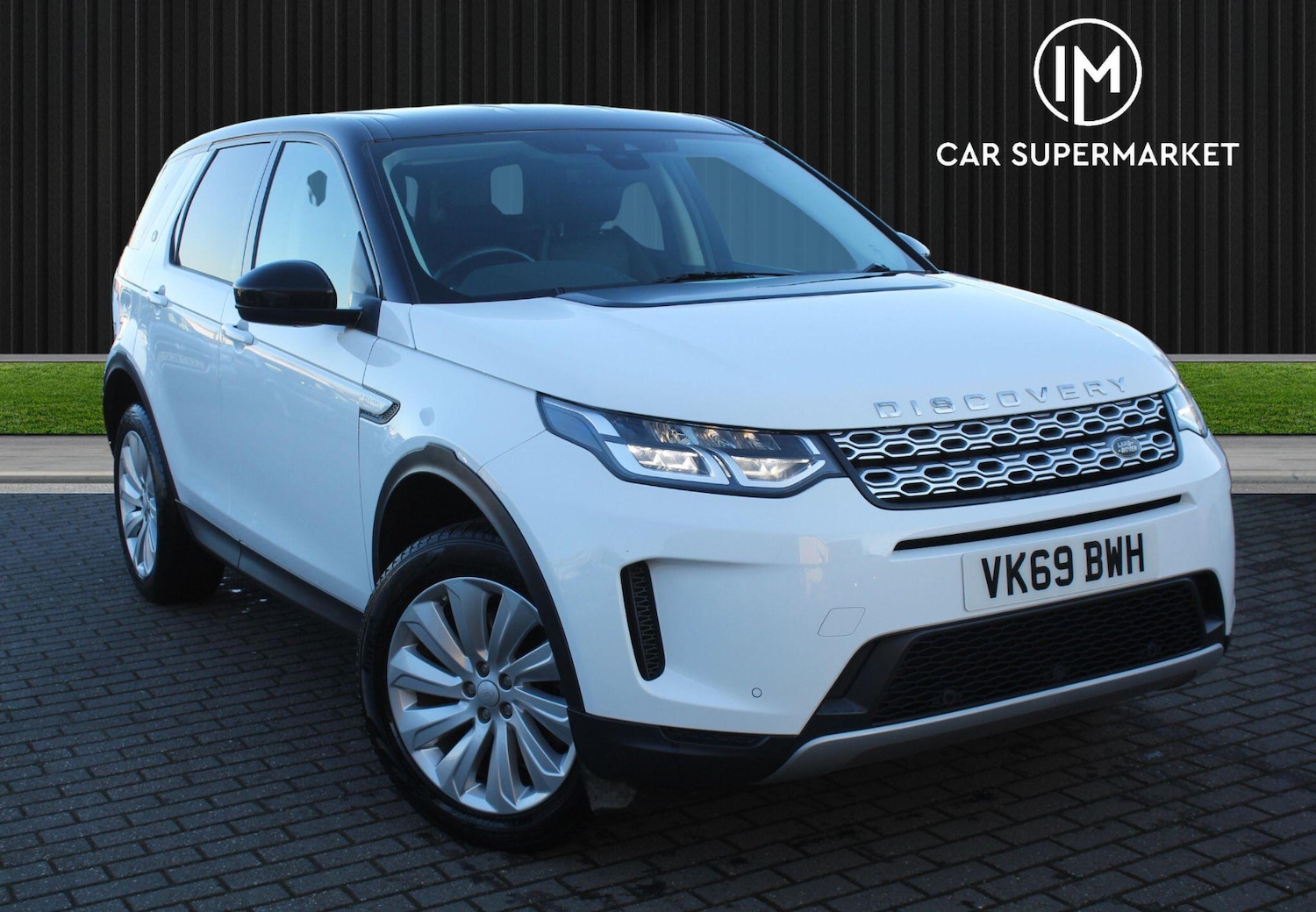 Used Land Rover Discovery Sport 2019 for sale - 76361267: Photo 1