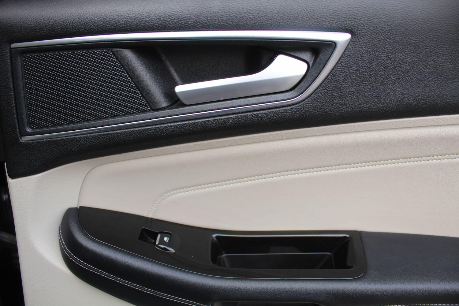 Used Ford Edge 2018 for sale - 76472584: Photo 41