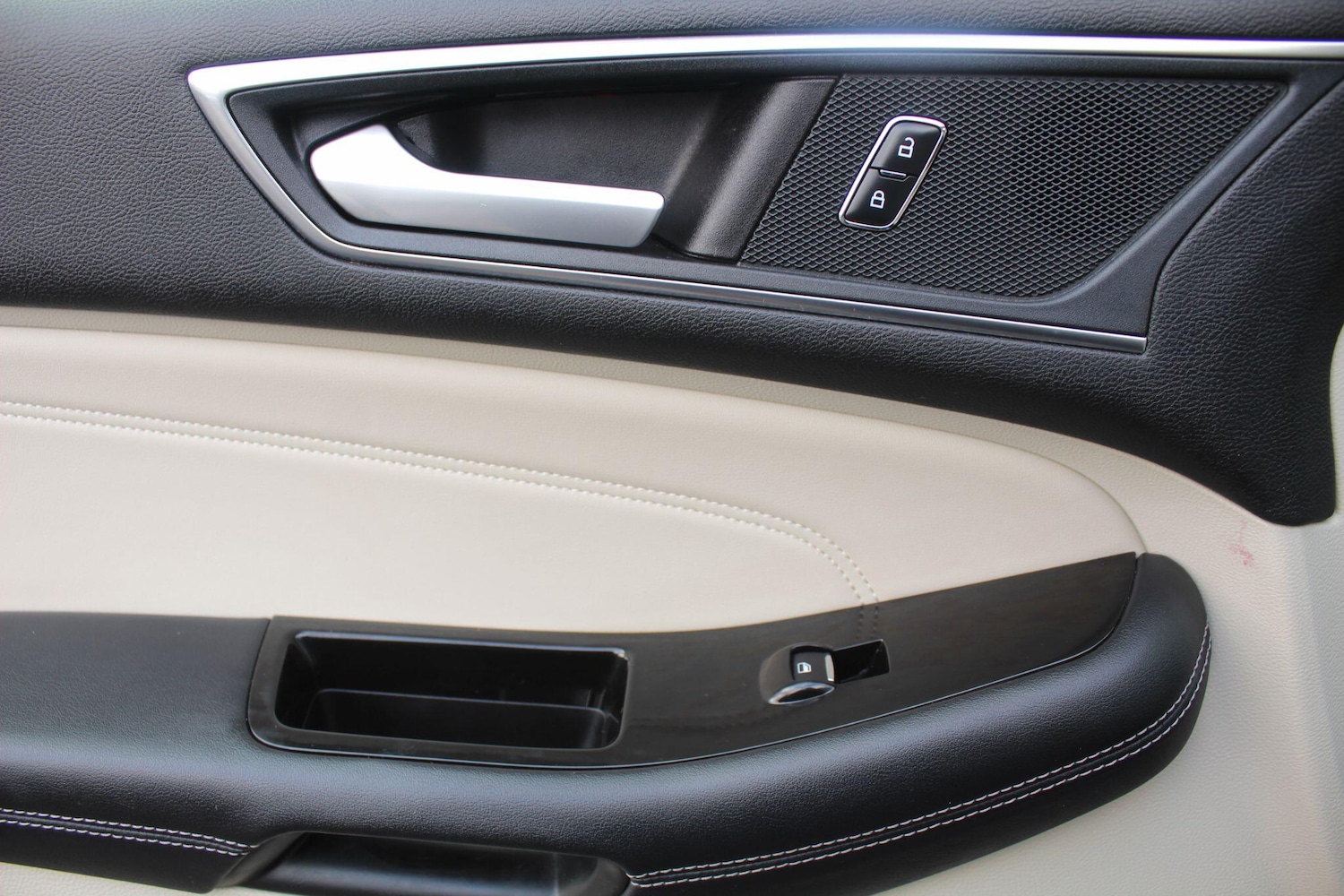 Used Ford Edge 2018 for sale - 76472584: Photo 43