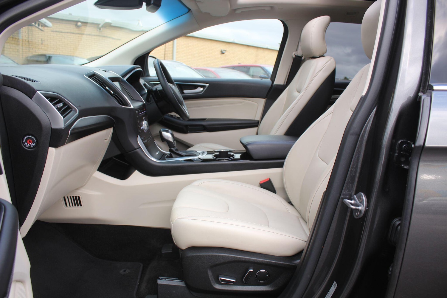 Used Ford Edge 2018 for sale - 76472584: Photo 52