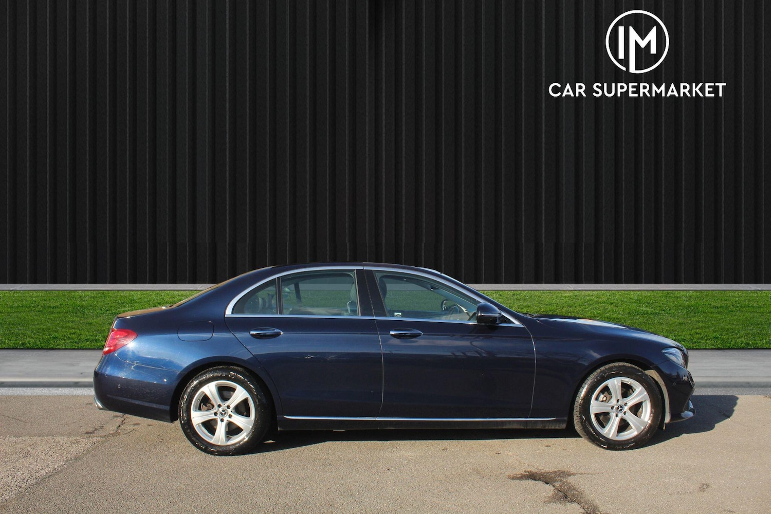 Used Mercedes-Benz E Class for sale - 76473898: Photo 9