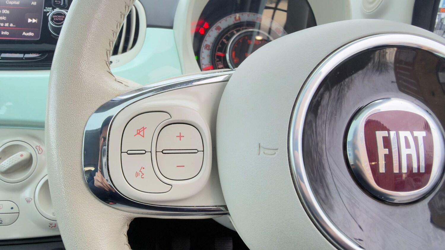 Used Fiat 500 2018 for sale - 77575439: Photo 15