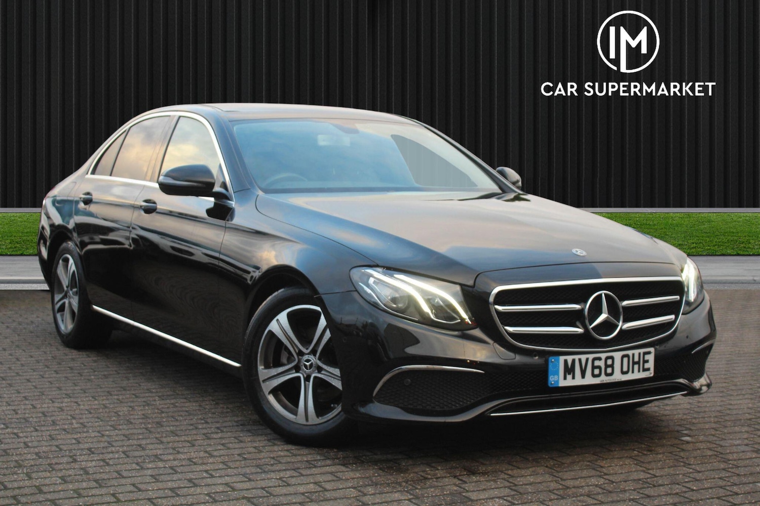 Used Mercedes-Benz E Class 2018 for sale - 76214062: Photo 1