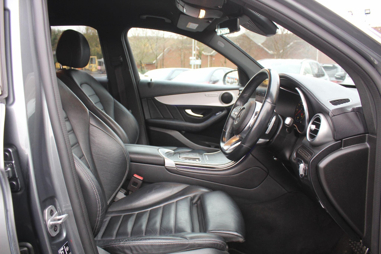 Used Mercedes-Benz GLC 2021 for sale - 76620468: Photo 27