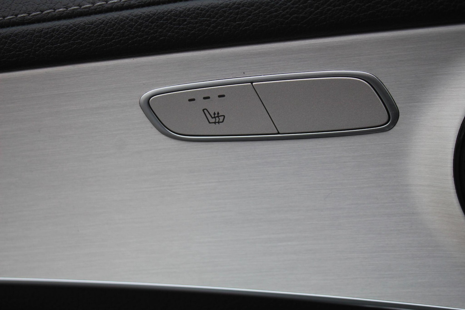 Used Mercedes-Benz GLC 2021 for sale - 76620468: Photo 34