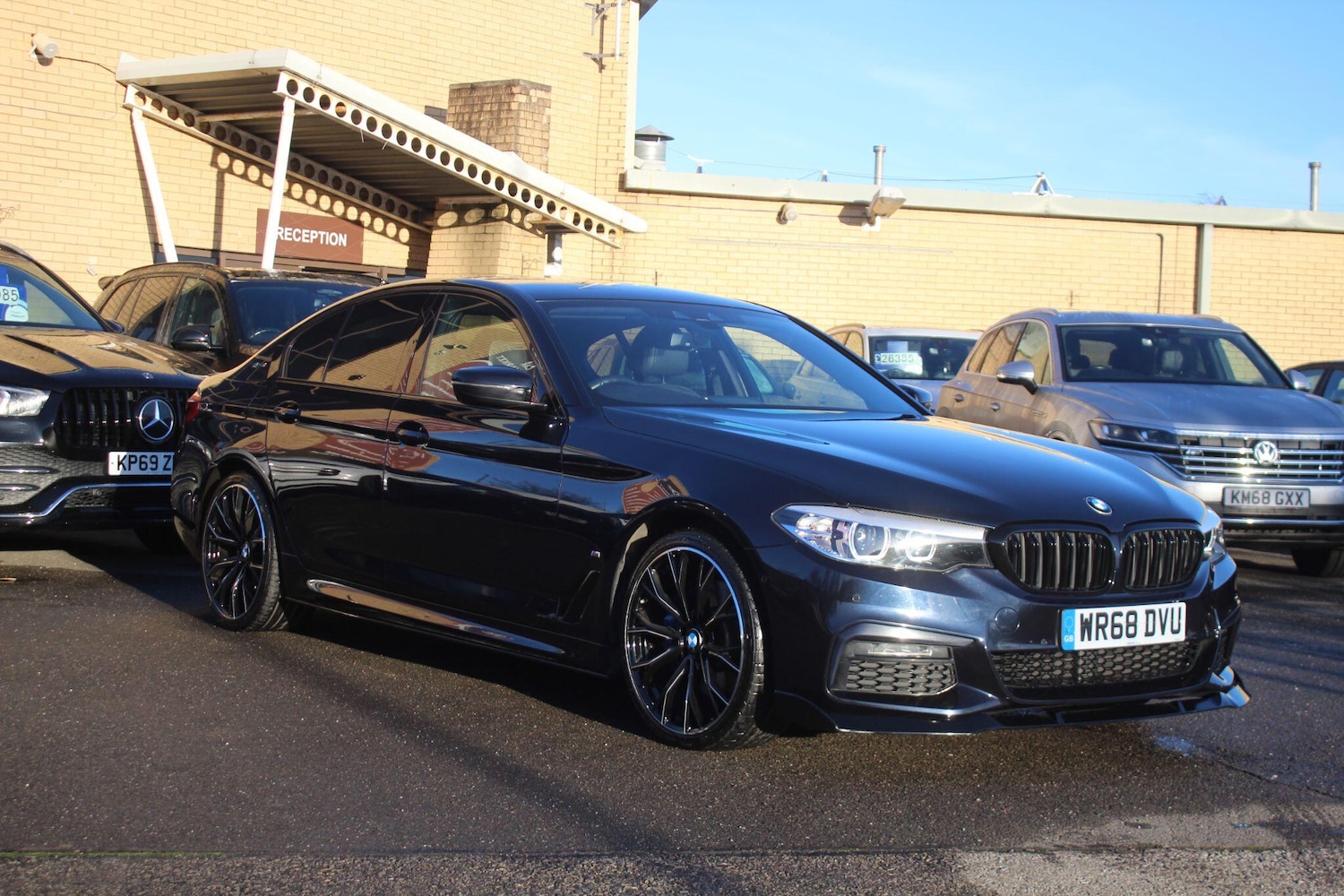 Used BMW 5 Series 2018 for sale - 76936201: Photo 2