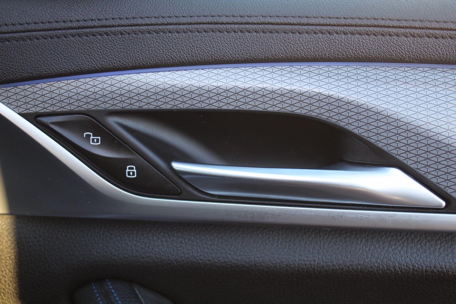 Used BMW 5 Series 2018 for sale - 76936201: Photo 30