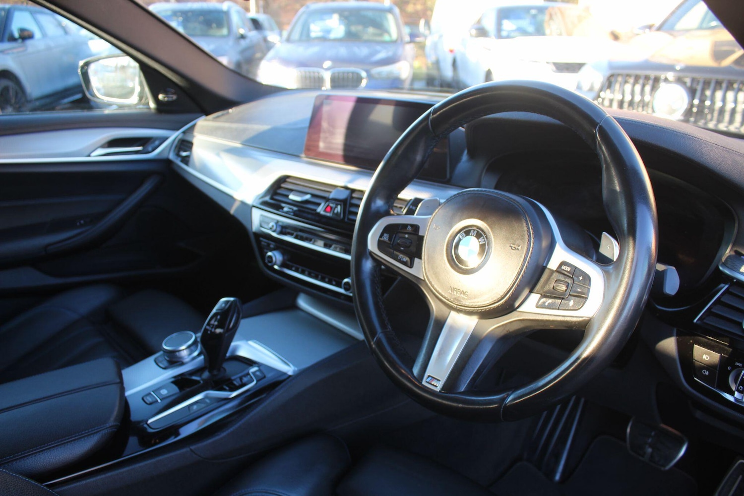 Used BMW 5 Series 2018 for sale - 76936201: Photo 33