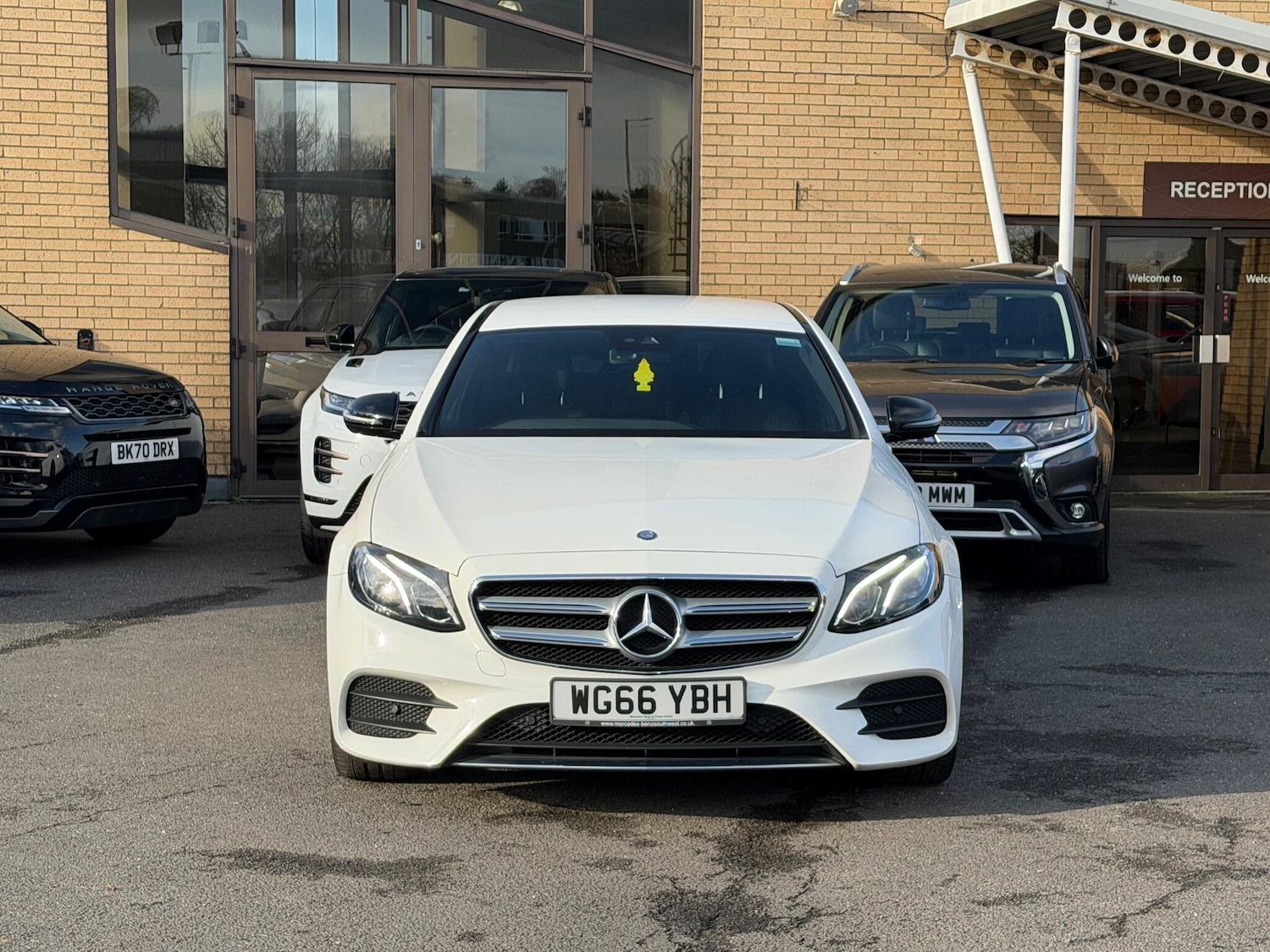 Used Mercedes-Benz E Class 2016 for sale - 76572874: Photo 11