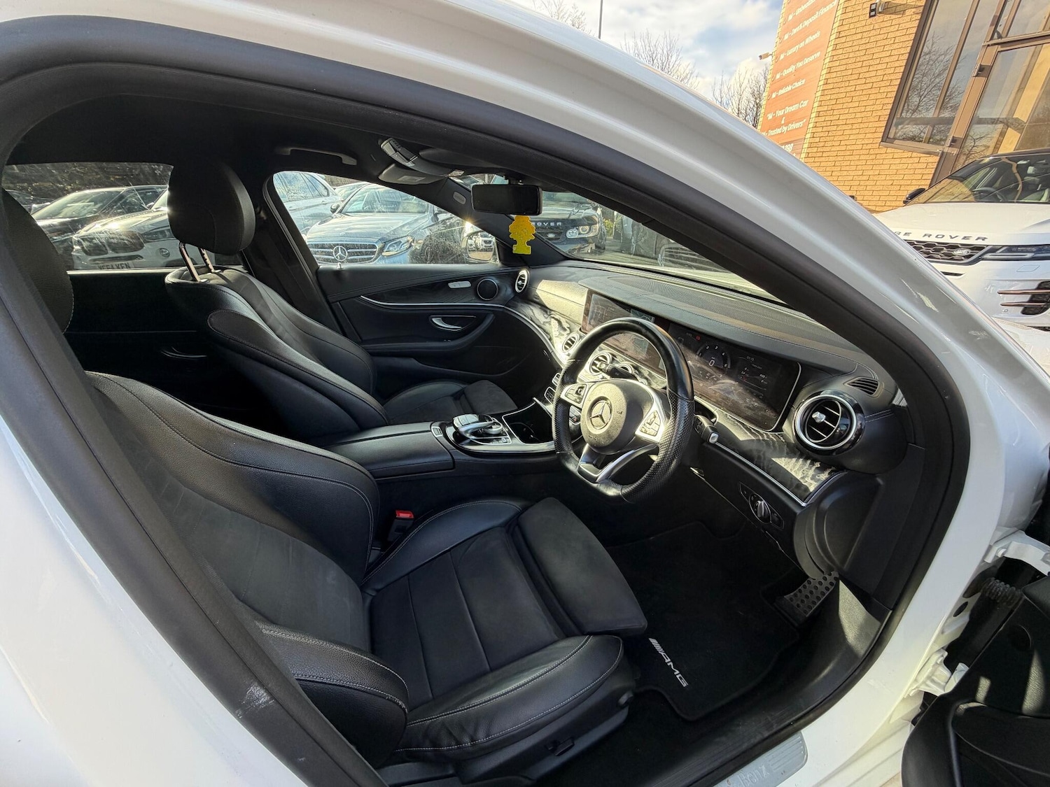 Used Mercedes-Benz E Class 2016 for sale - 76572874: Photo 26