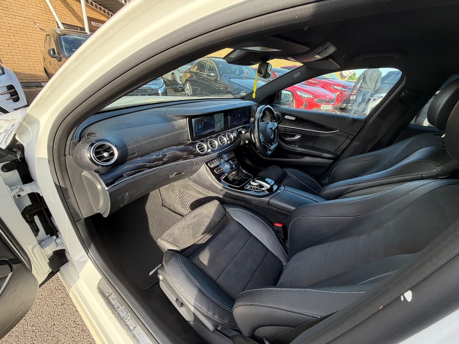 Used Mercedes-Benz E Class 2016 for sale - 76572874: Photo 29