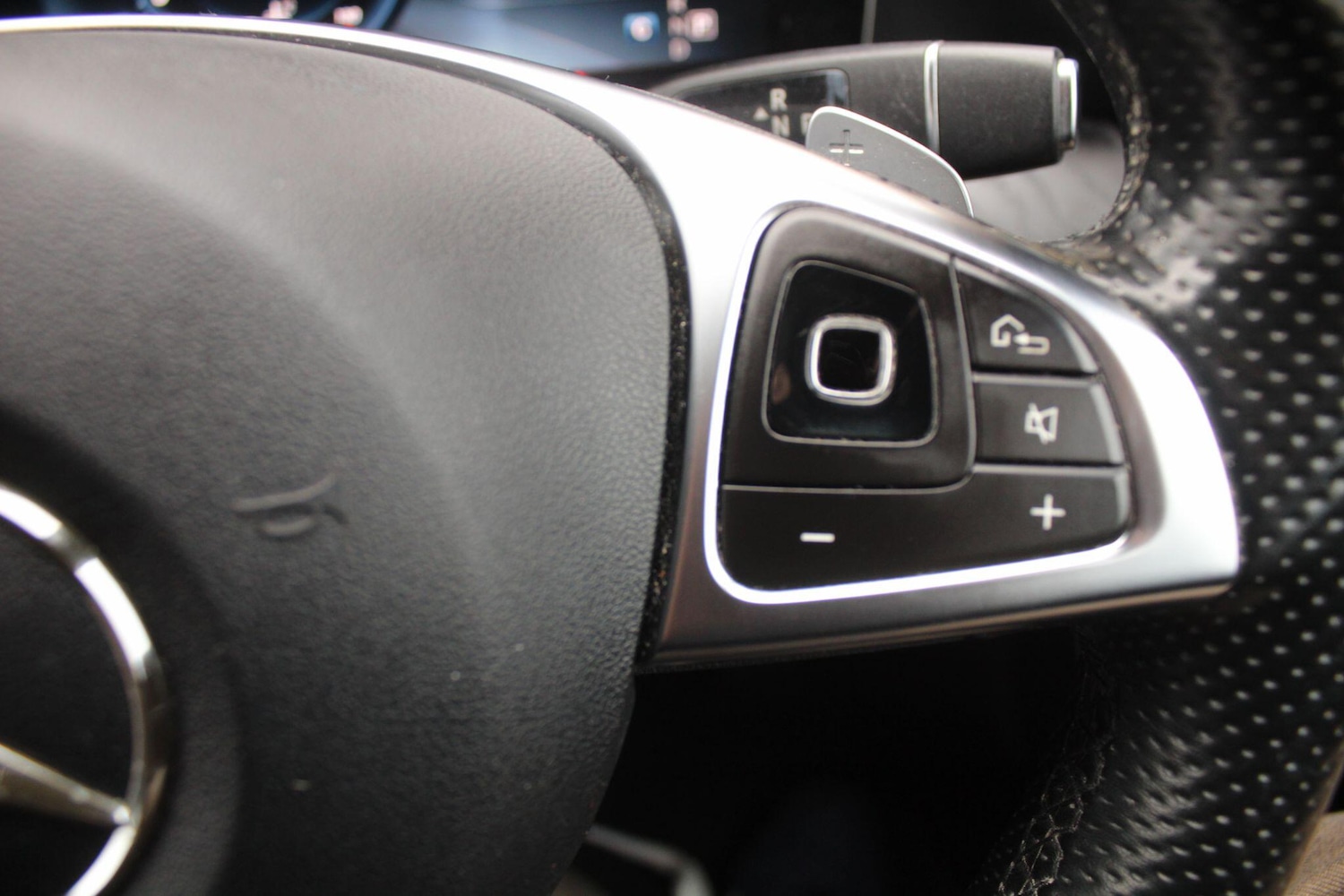 Used Mercedes-Benz E Class 2016 for sale - 76572874: Photo 38