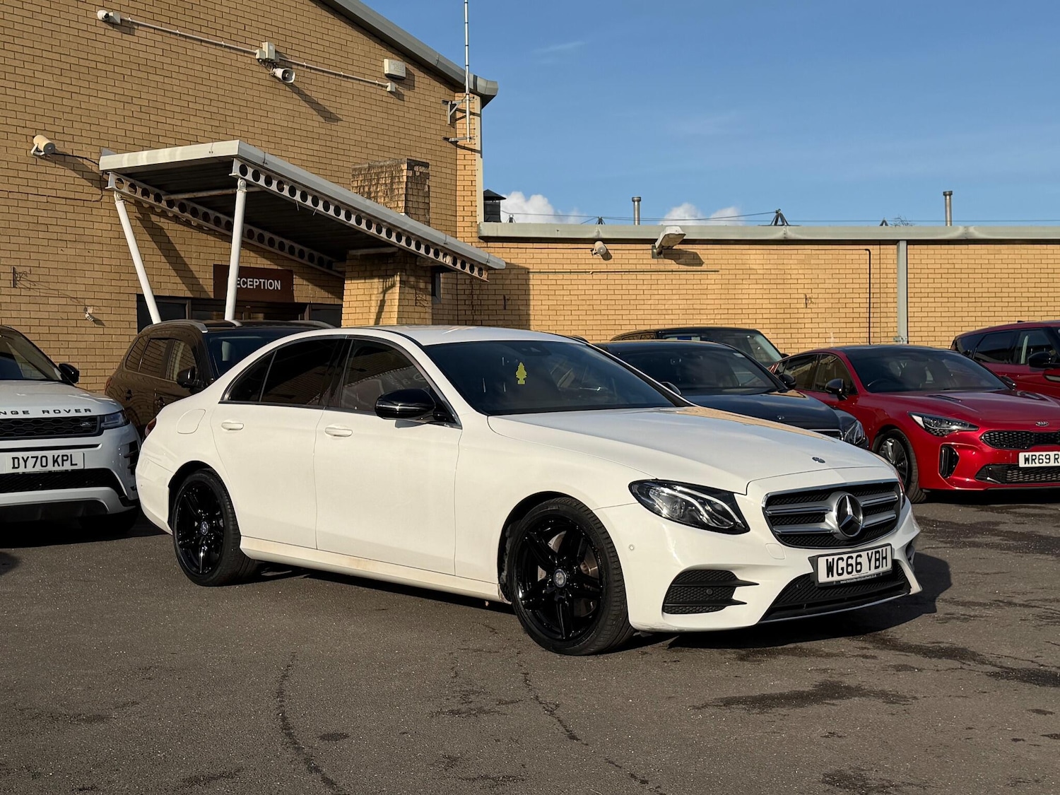 Used Mercedes-Benz E Class 2016 for sale - 76572874: Photo 6