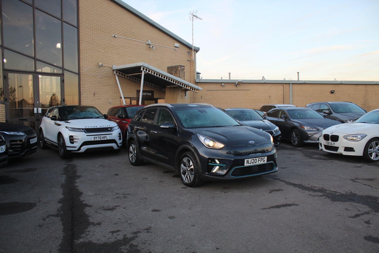 Used Kia Niro 2020 for sale - 77574613: Photo 2