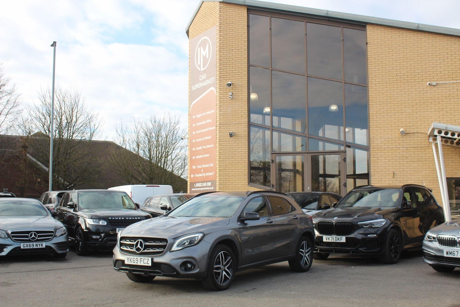 Used Mercedes-Benz GLA 2019 for sale - 76620449: Photo 2