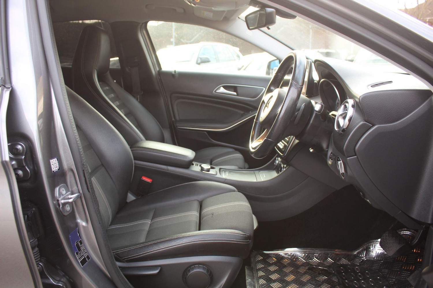 Used Mercedes-Benz GLA 2019 for sale - 76620449: Photo 27