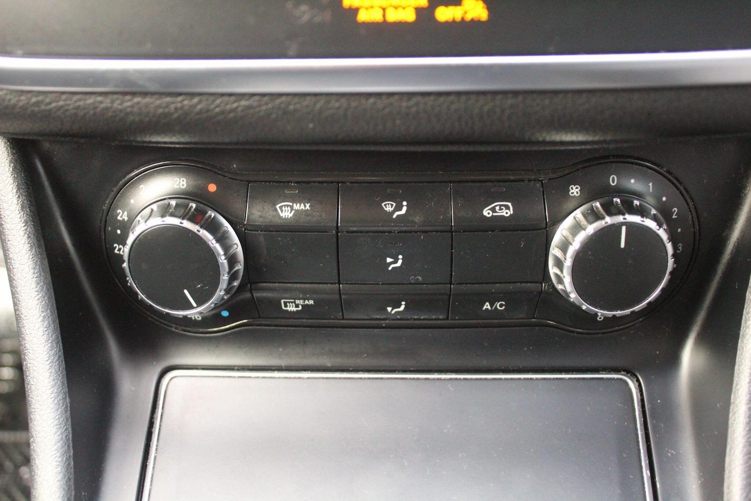 Used Mercedes-Benz GLA 2019 for sale - 76620449: Photo 33