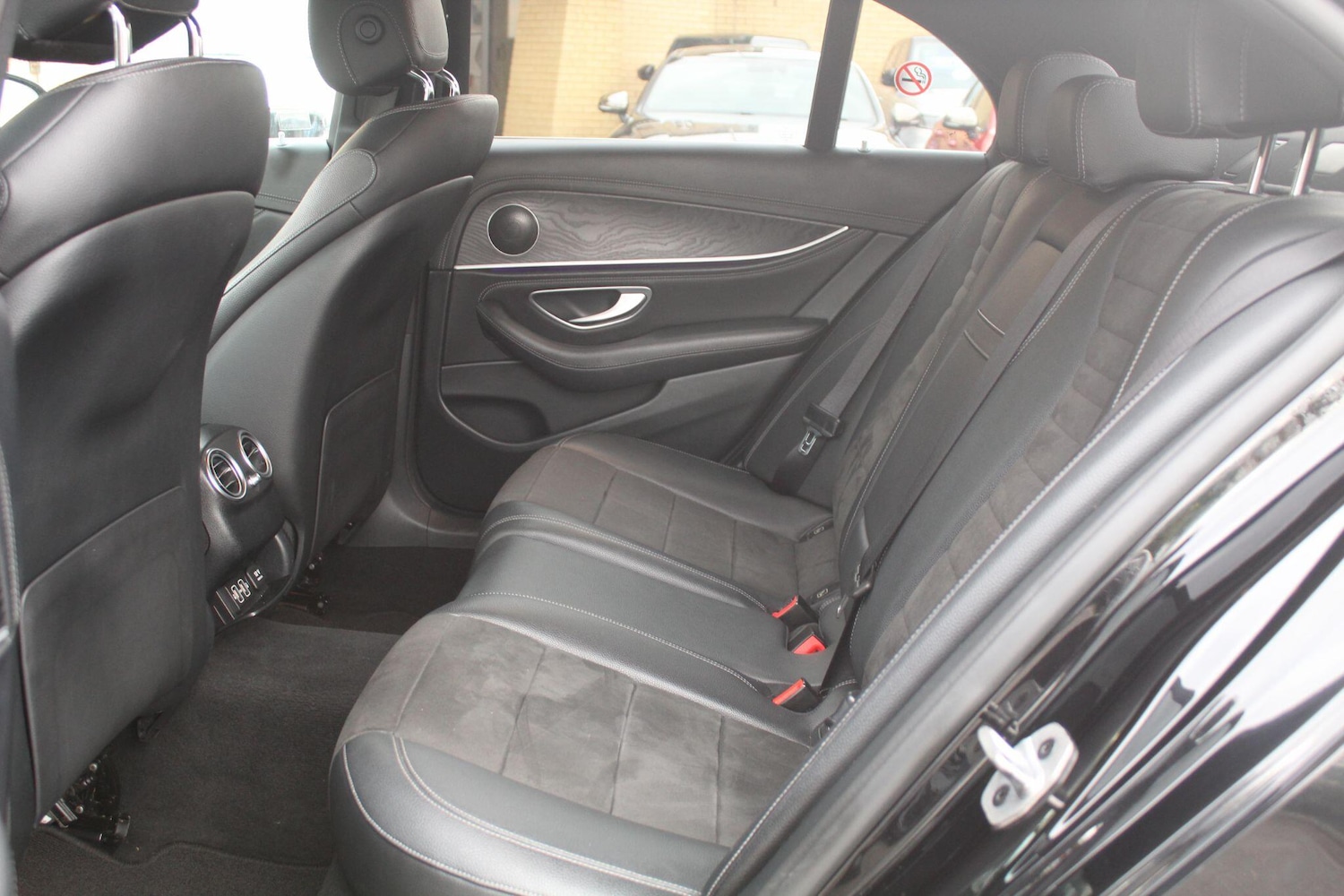 Used Mercedes-Benz E Class 2019 for sale - 77344064: Photo 16