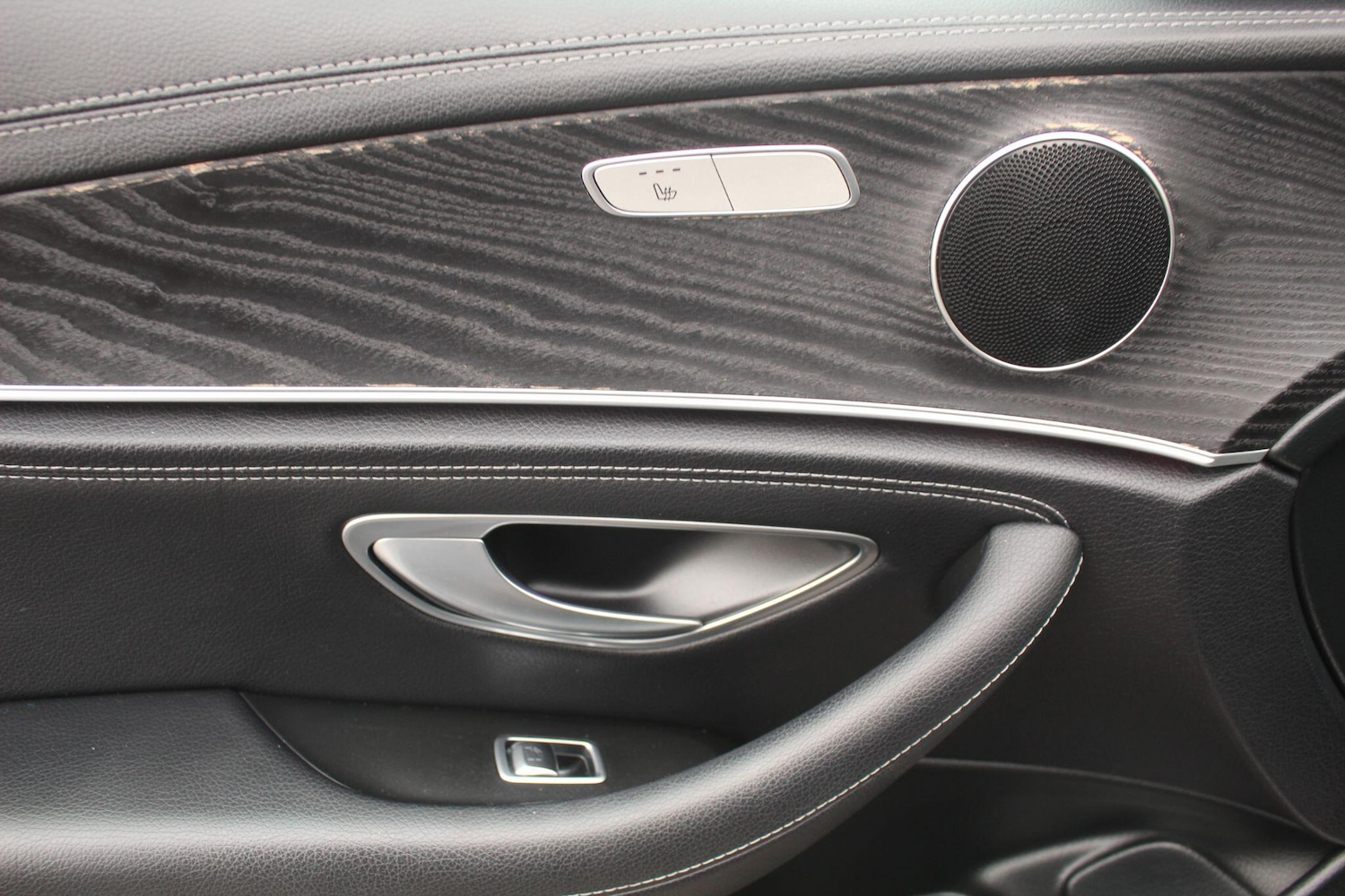 Used Mercedes-Benz E Class 2019 for sale - 77344064: Photo 32