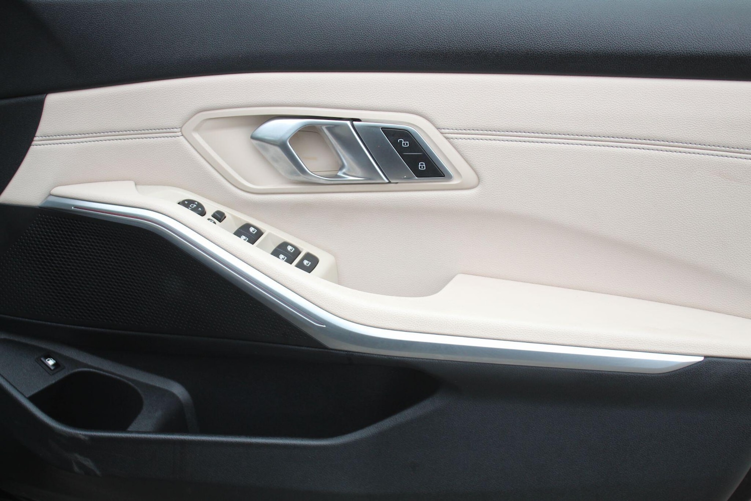 Used BMW 3 Series for sale - 76728828: Photo 11