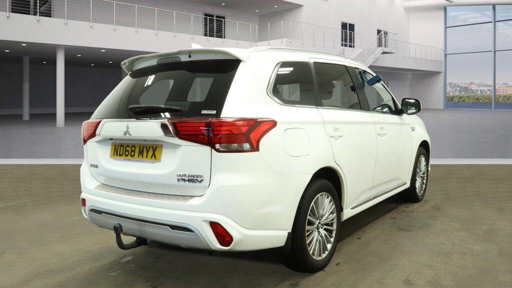 Used Mitsubishi Outlander 2018 for sale - 77074217: Photo 4