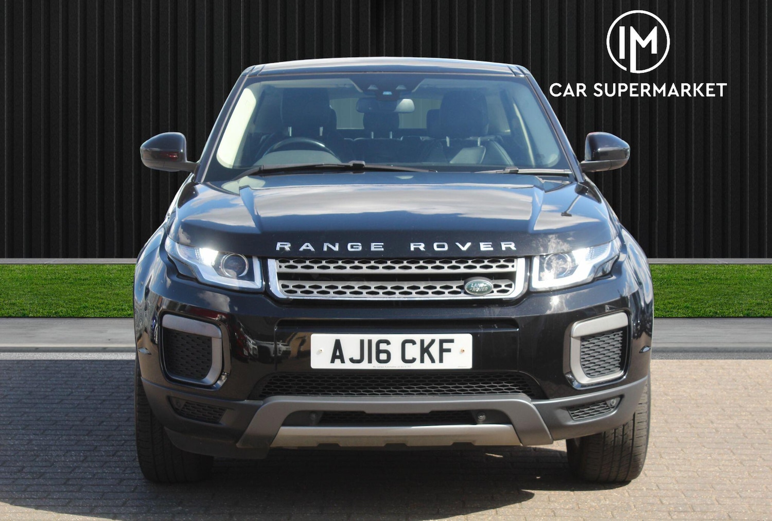 Used Land Rover Range Rover Evoque 2016 for sale - 76527618: Photo 2