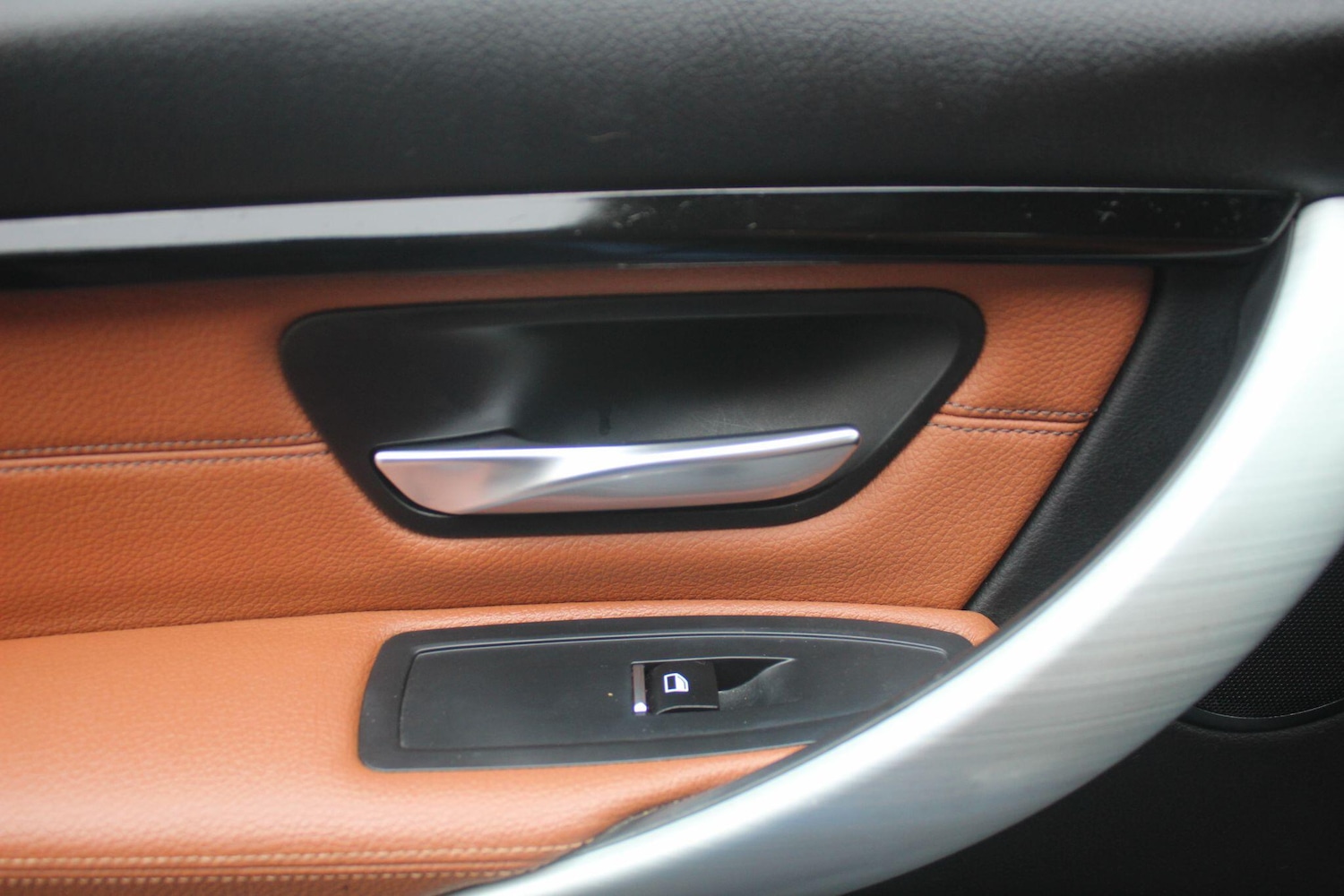 Used BMW 3 Series 2017 for sale - 77266650: Photo 13