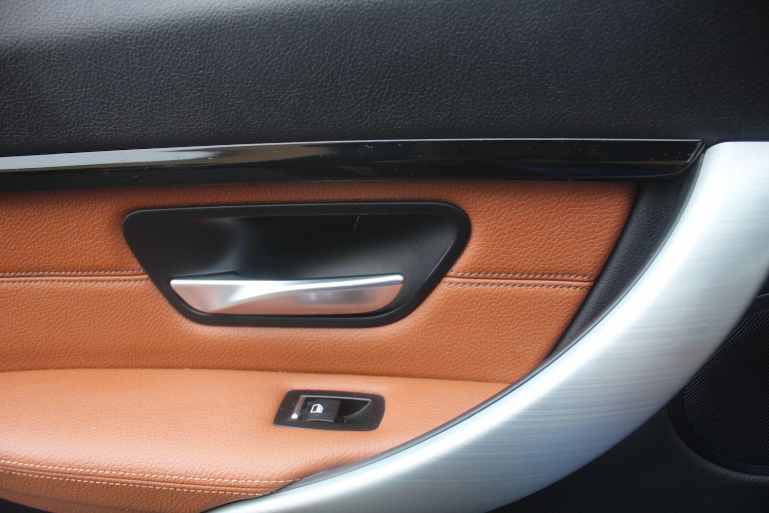 Used BMW 3 Series 2017 for sale - 77266650: Photo 15