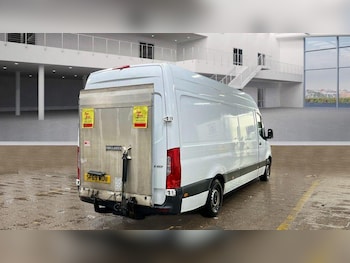 Used Mercedes-Benz Sprinter 2019 for sale - 77468061: Photo