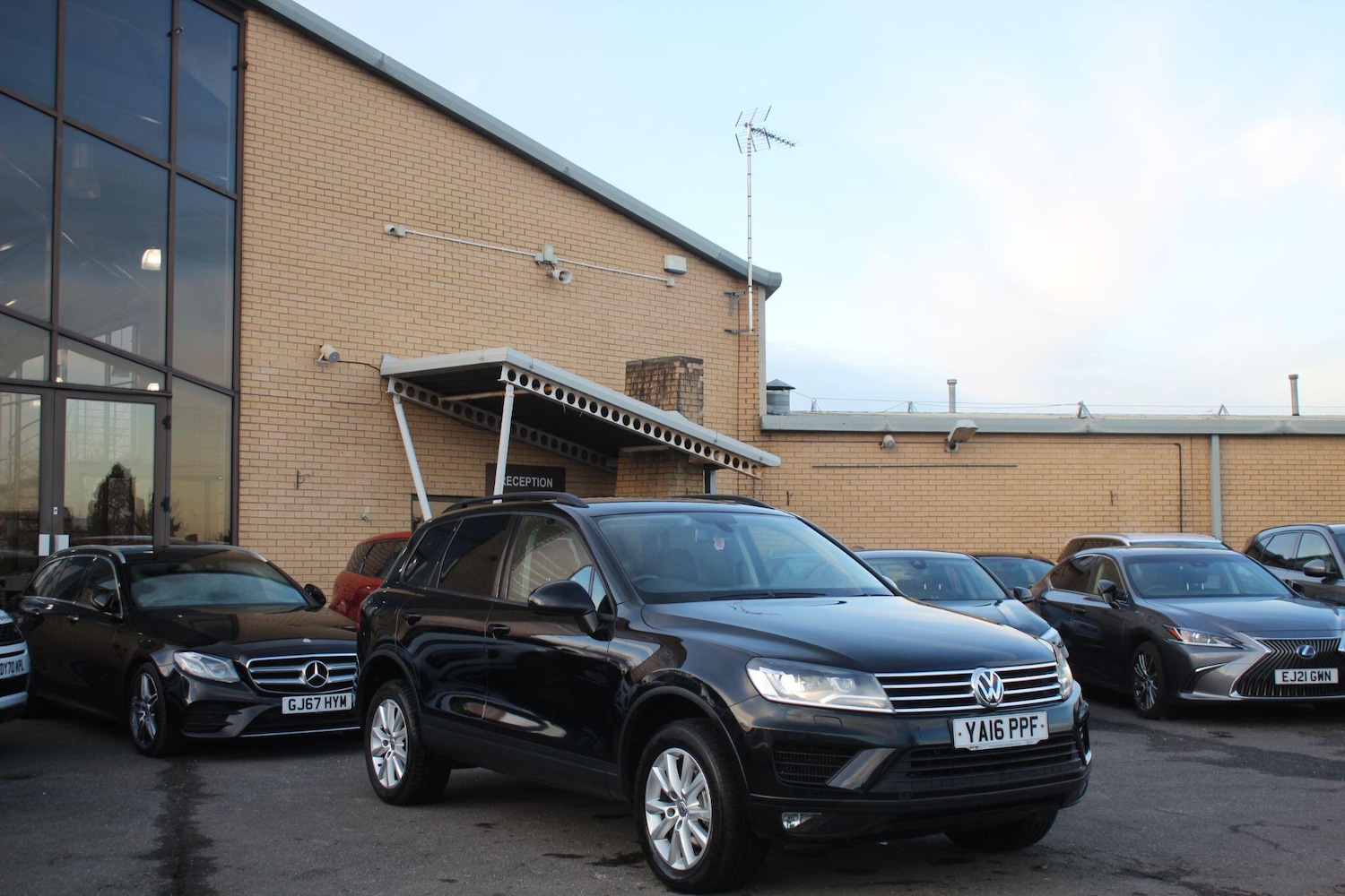 Used Volkswagen Touareg 2016 for sale - 76742892: Photo 12