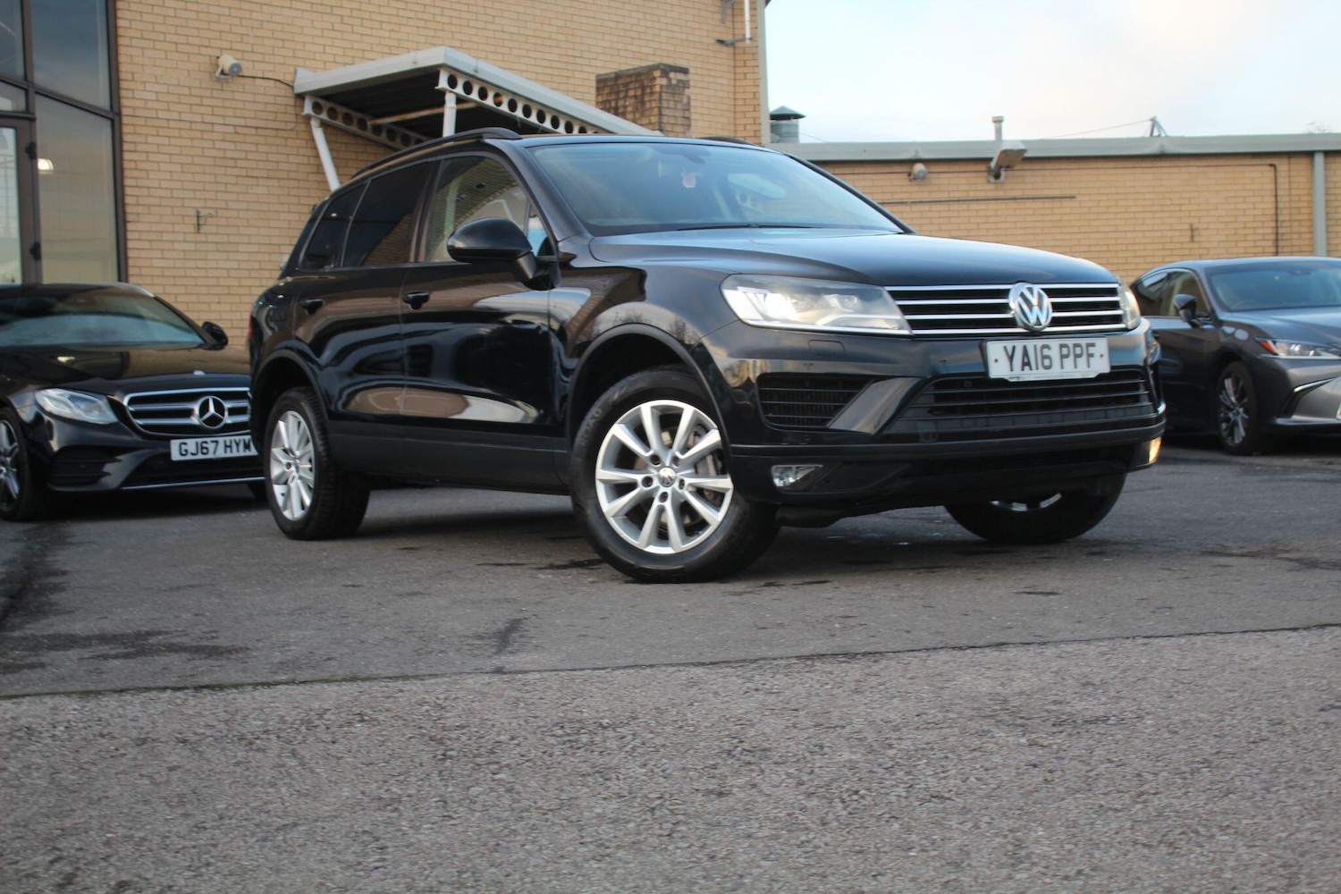 Used Volkswagen Touareg 2016 for sale - 76742892: Photo 14