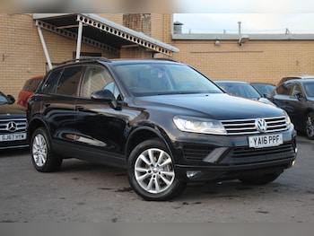 Used Volkswagen Touareg 2016 for sale - 76742892: Photo