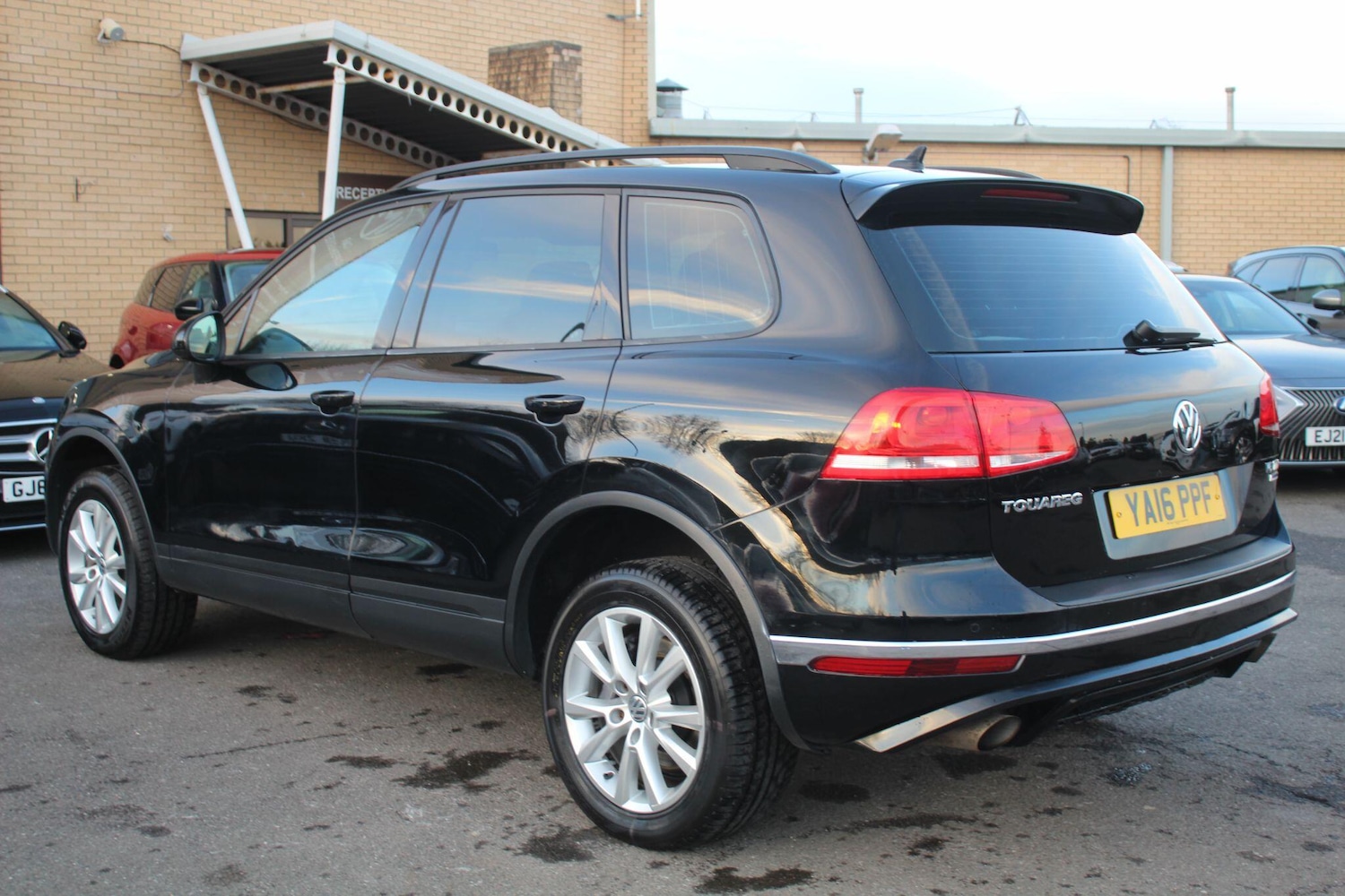 Used Volkswagen Touareg 2016 for sale - 76742892: Photo 3