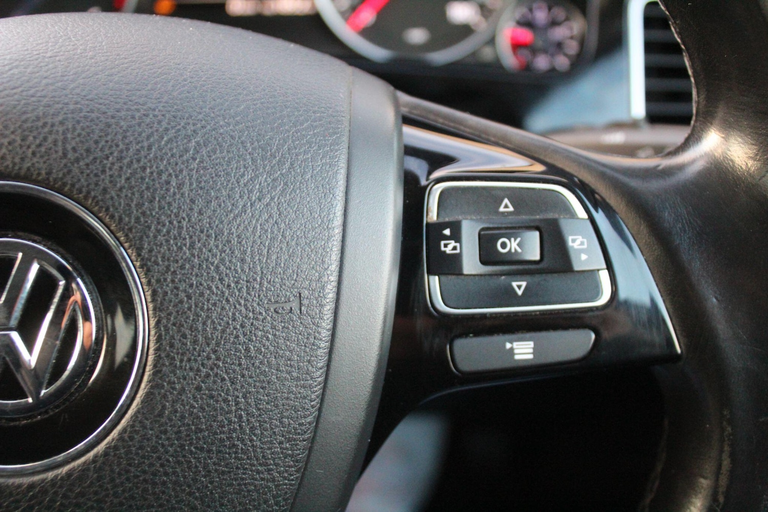 Used Volkswagen Touareg 2016 for sale - 76742892: Photo 42